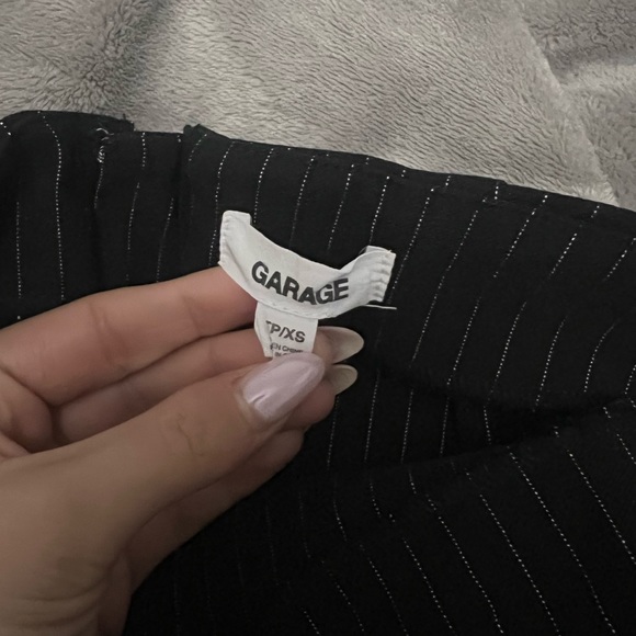 Garage pinstripe mini skirt w/ slit - Picture 2 of 3